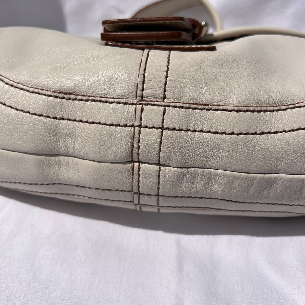Vintage Coach Soho Ivory Off White Large Shoulder Bag Style 9248 - Picture 5 of 16